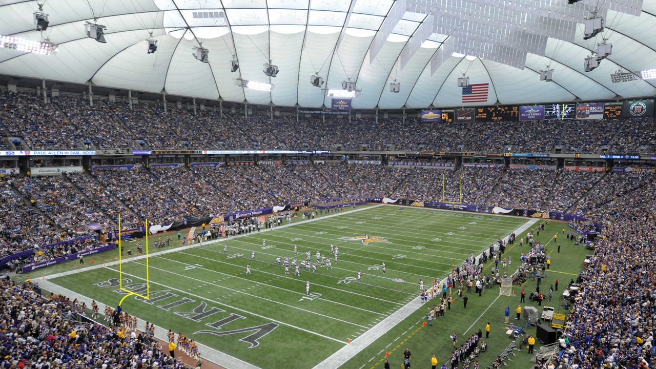 Hold on to your seats: Metrodome relics available for purchase